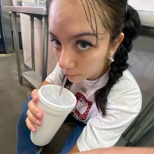 Meet your Posher, Sofia